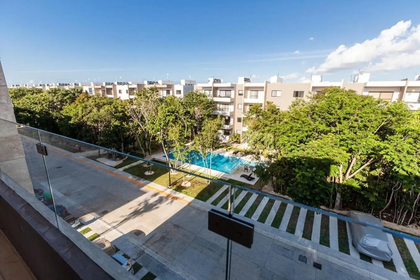 Modern Condo Wifi 200Mb, 2 Gyms, 6Pools, Balcony Playa del Carmen Сasa de vacaciones