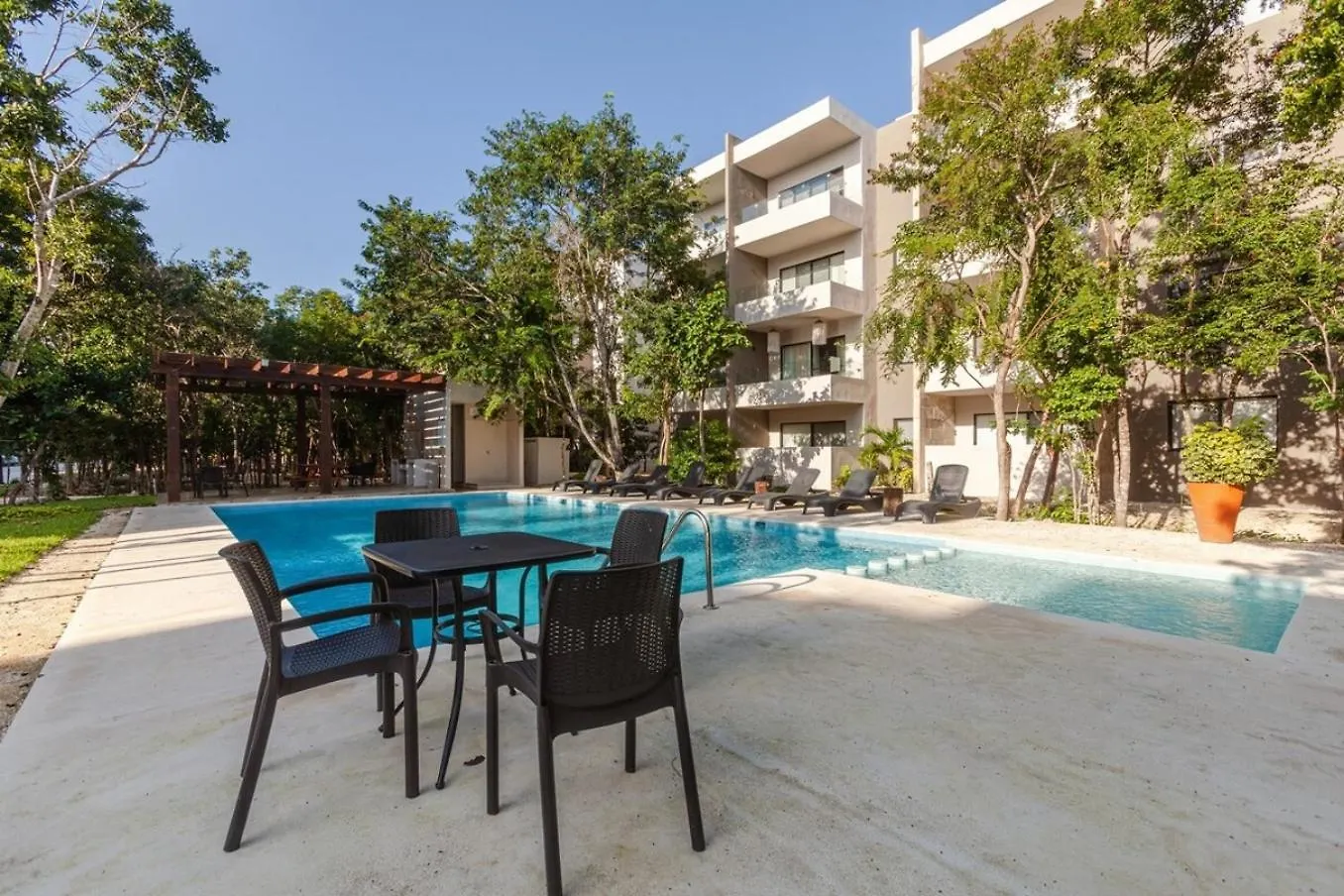 Modern Condo Wifi 200Mb, 2 Gyms, 6Pools, Balcony Playa del Carmen 0*,  México