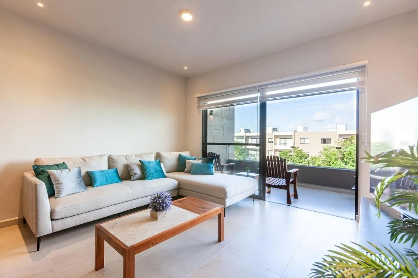 Modern Condo Wifi 200Mb, 2 Gyms, 6Pools, Balcony Playa del Carmen