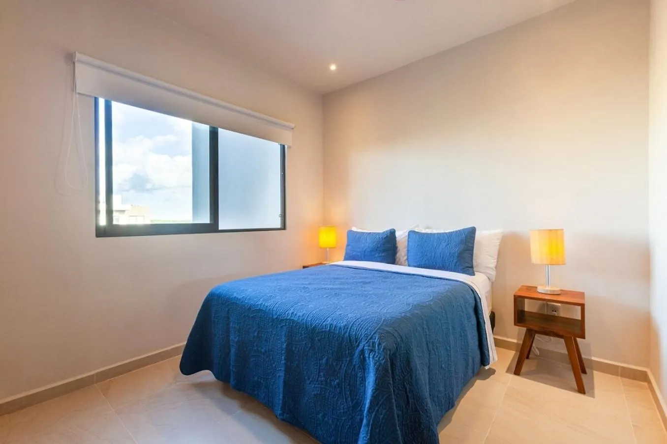 Сasa de vacaciones Modern Condo Wifi 200Mb, 2 Gyms, 6Pools, Balcony Playa del Carmen