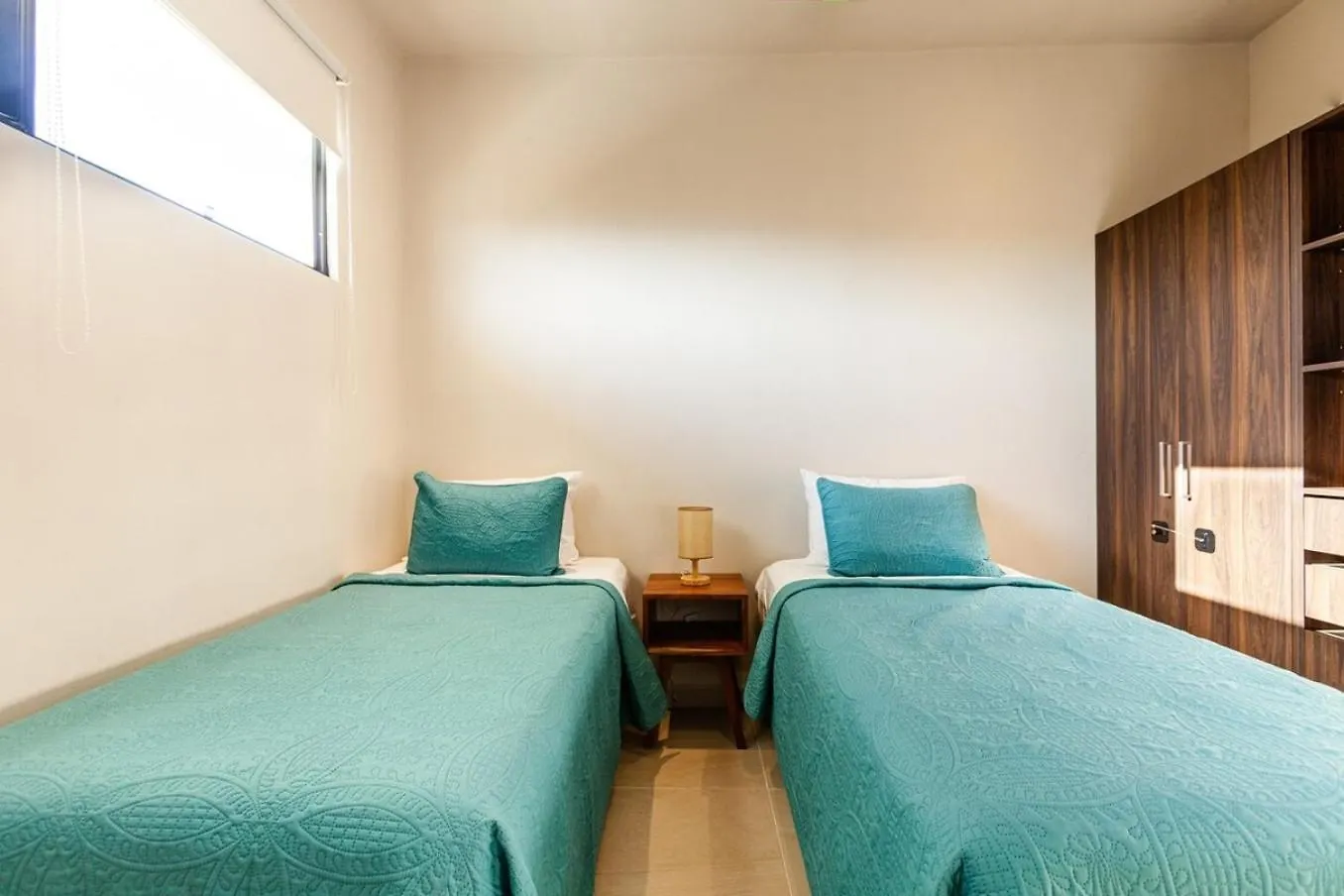 Сasa de vacaciones Modern Condo Wifi 200Mb, 2 Gyms, 6Pools, Balcony Playa del Carmen